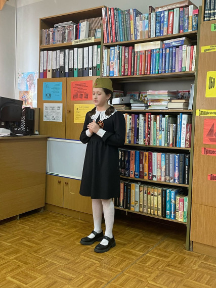 Конкурс чтецов «А память нам покоя не дает».